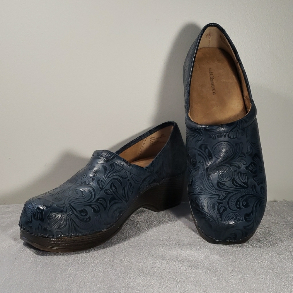 G.H. Bass & Co Women's Slip On Shoes